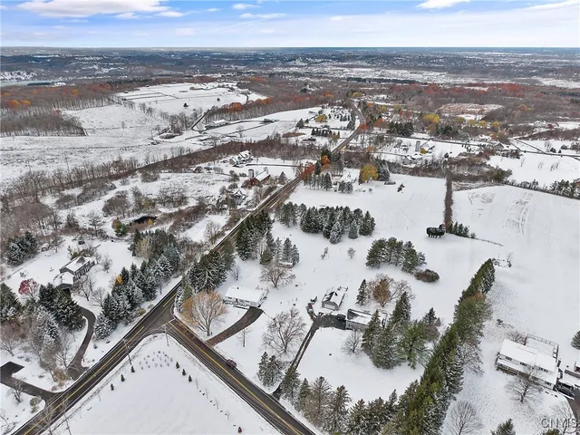 $375,000 | 7167 Broadfield Road, Pompey, NY 13078