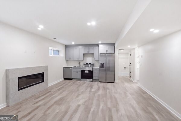 1447 Skyhaven Road Southeast Atlanta, GA 30316 - Photo 7 of 14 Gallery Image 7