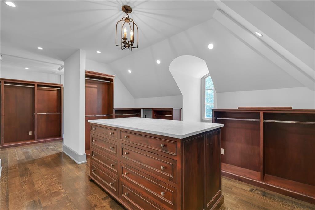 425 Broadland Road Northwest Atlanta, GA 30342 - Photo 12 of 58