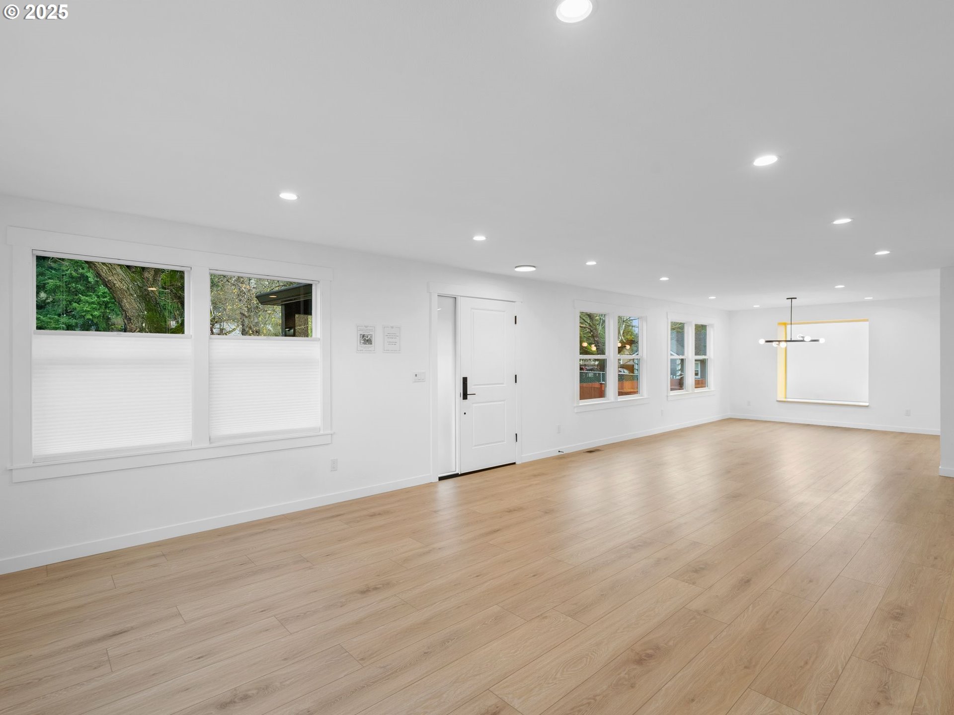 2311 Southwest 6th Avenue, Unit 19 Camas, WA 98607 - Photo 2 of 46