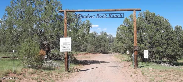 $749,000 | 43143 North Hallelujah Lane, Seligman, AZ 86337