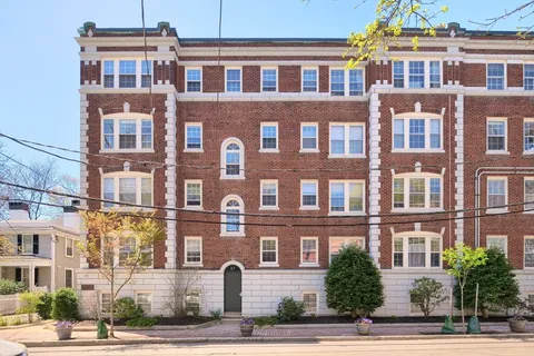 $879,000 | 41 Bowdoin Street, Unit 28, Cambridge, MA 02138