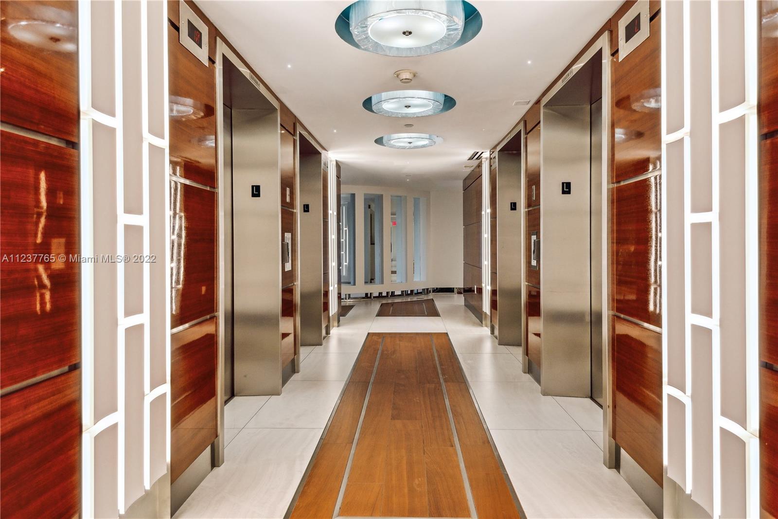 90 Alton Road, Unit TH8 Miami Beach, FL 33139 - Photo 23 of 25 a view of a balcony