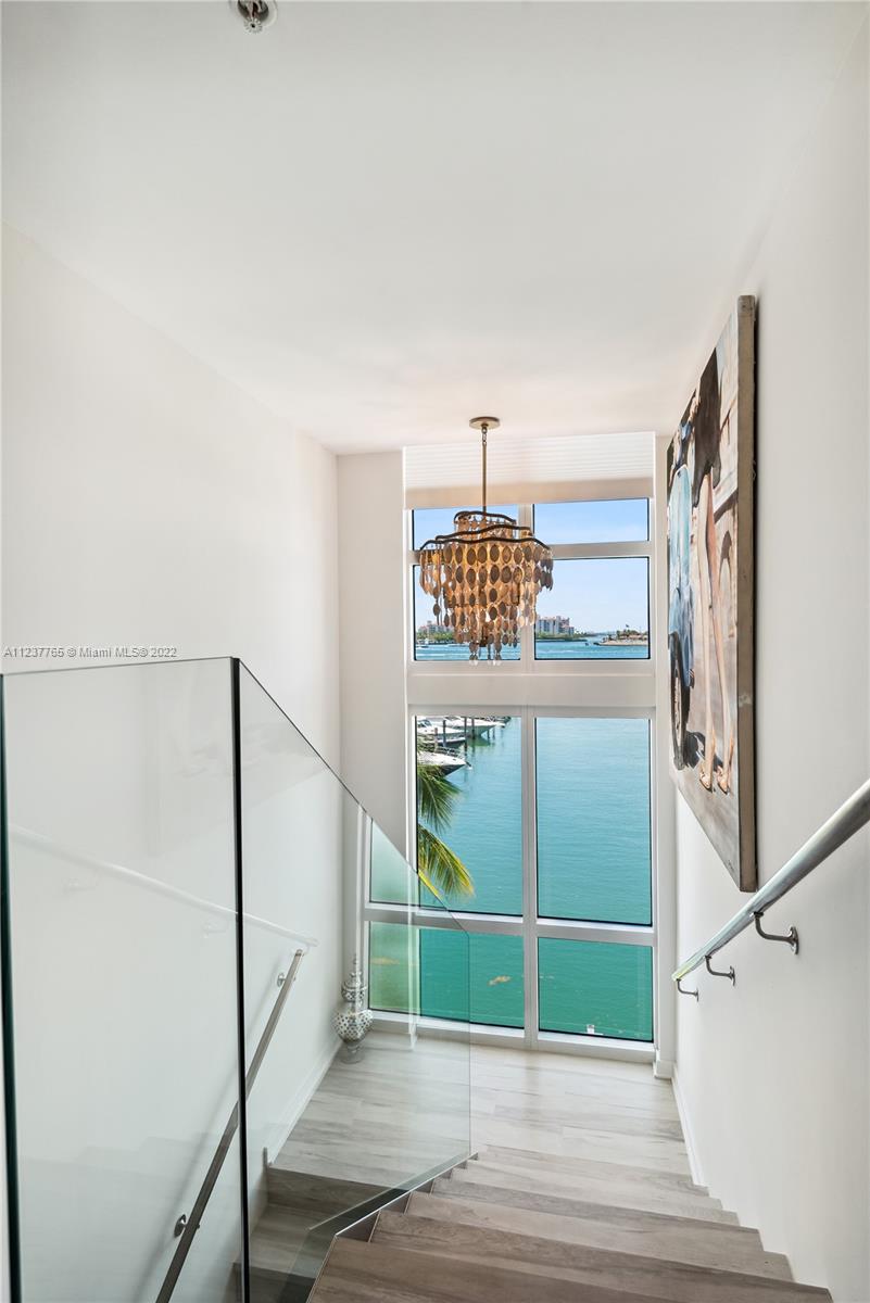 90 Alton Road, Unit TH8 Miami Beach, FL 33139 - Photo 8 of 25 a view of entryway