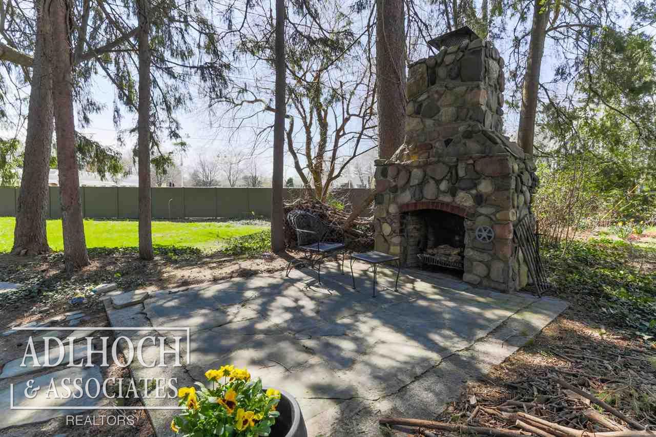 15725 Windmill Point Grosse Pointe, MI 48230 - Photo 47 of 58