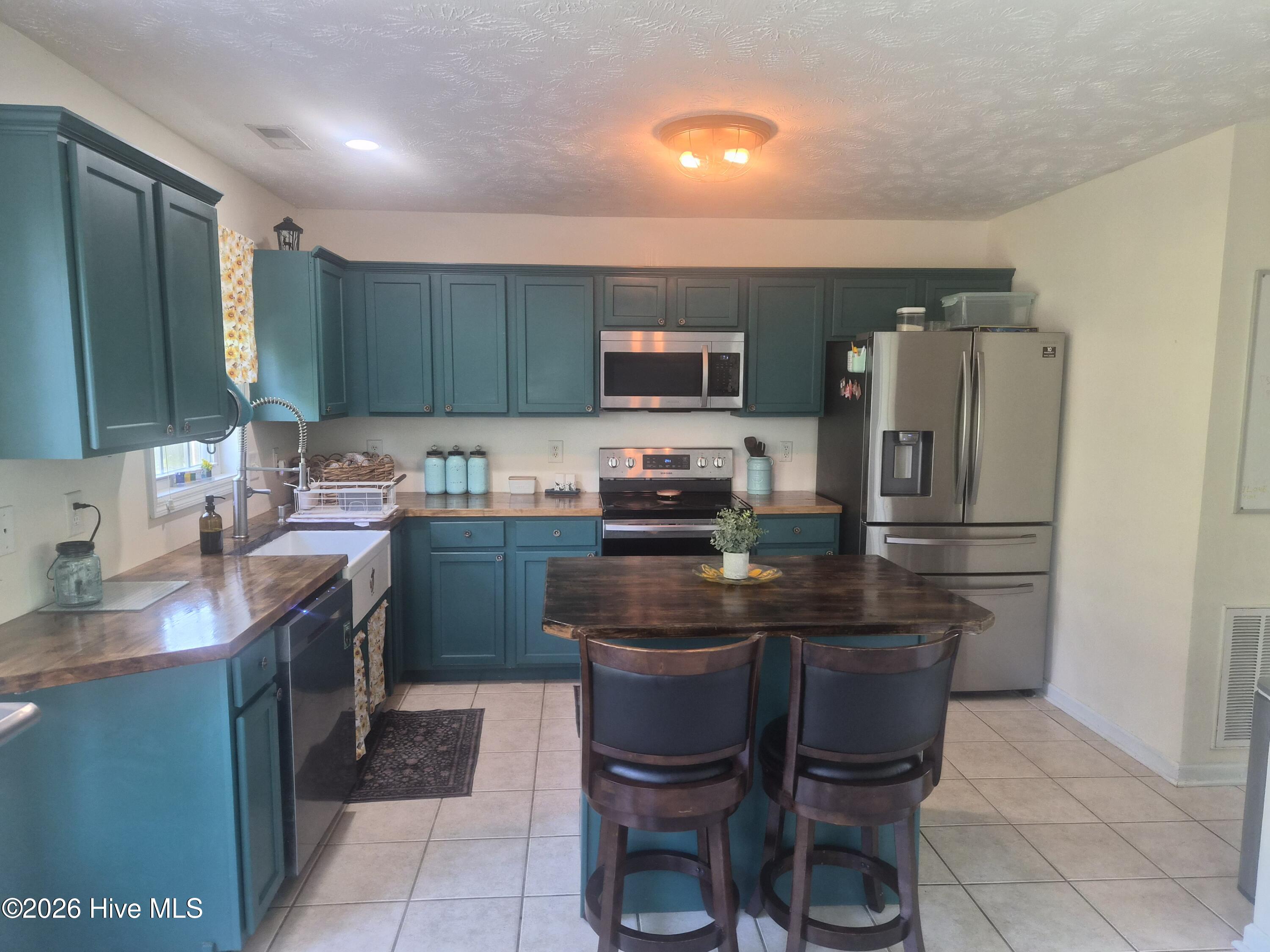 228 Rutherford Way Jacksonville, NC 28540 - Photo 6 of 25 25412