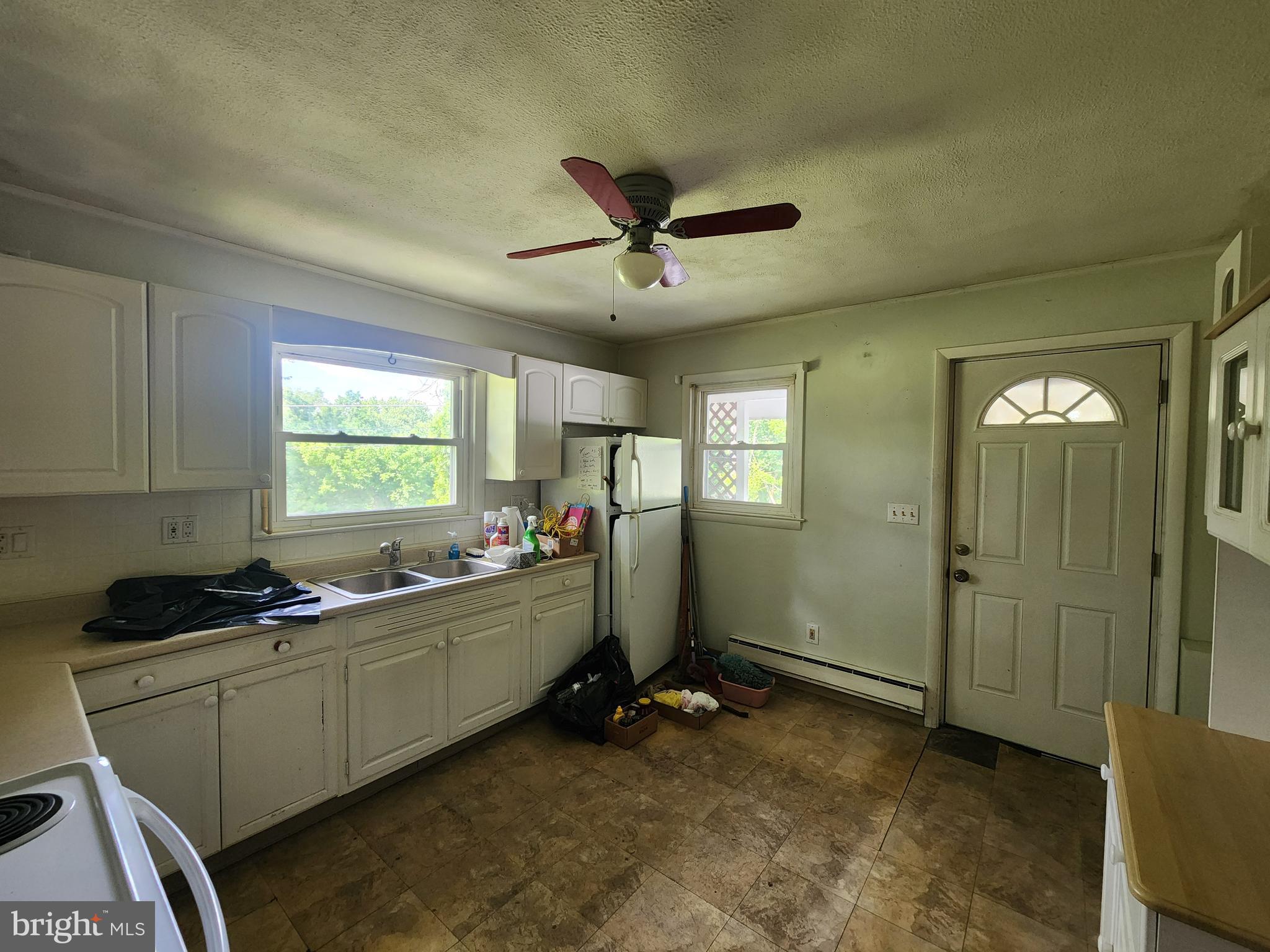 723 West Sunhill Road Manheim, PA 17545 - Photo 9 of 41