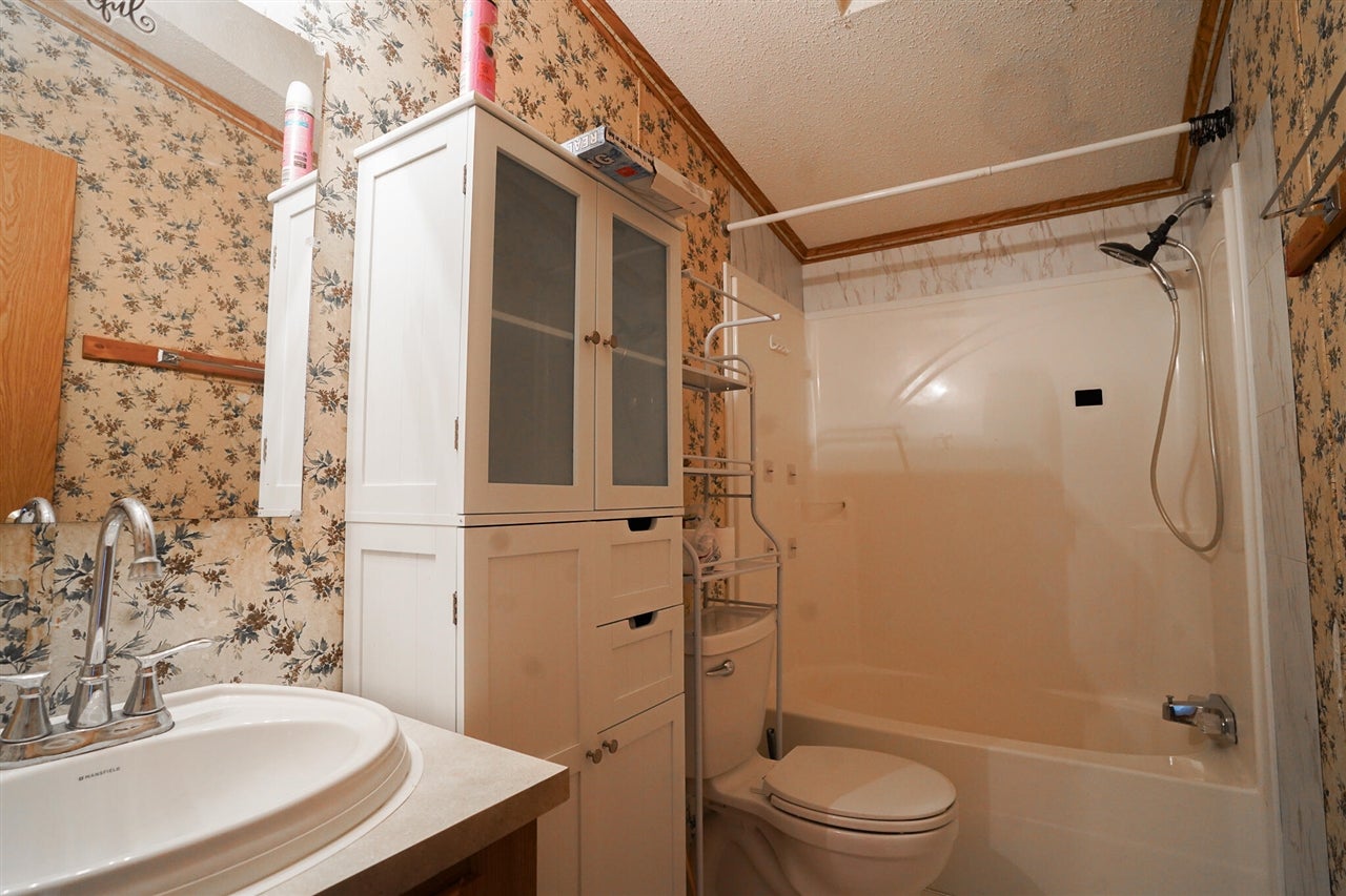 513 East Rainbow Road Newaygo, MI 49337 - Photo 28 of 35 Gallery Image 28