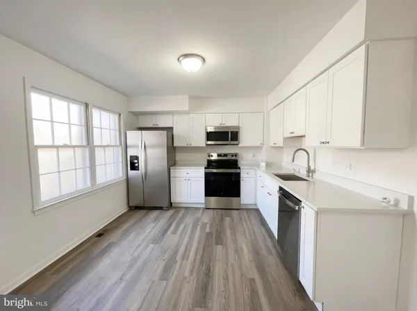 $660,000 | 645 North Armistead Street, Alexandria, VA 22312