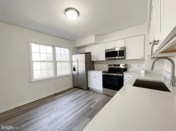 $660,000 | 645 North Armistead Street, Alexandria, VA 22312