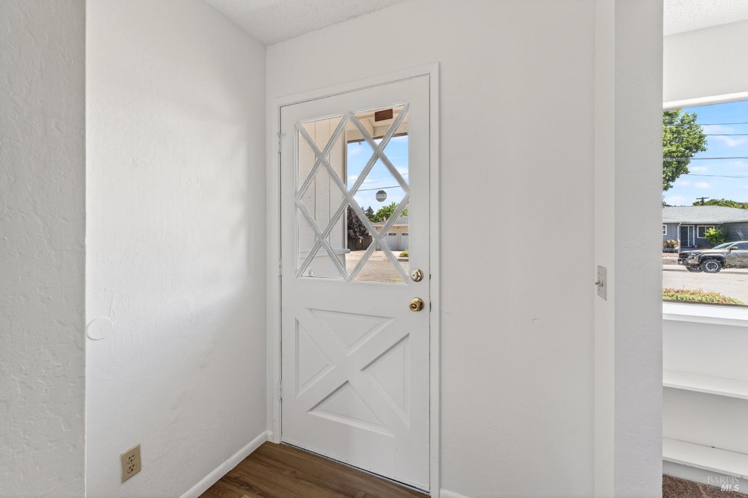 2212 Neotomas Avenue Santa Rosa, CA 95405 - Photo 8 of 46