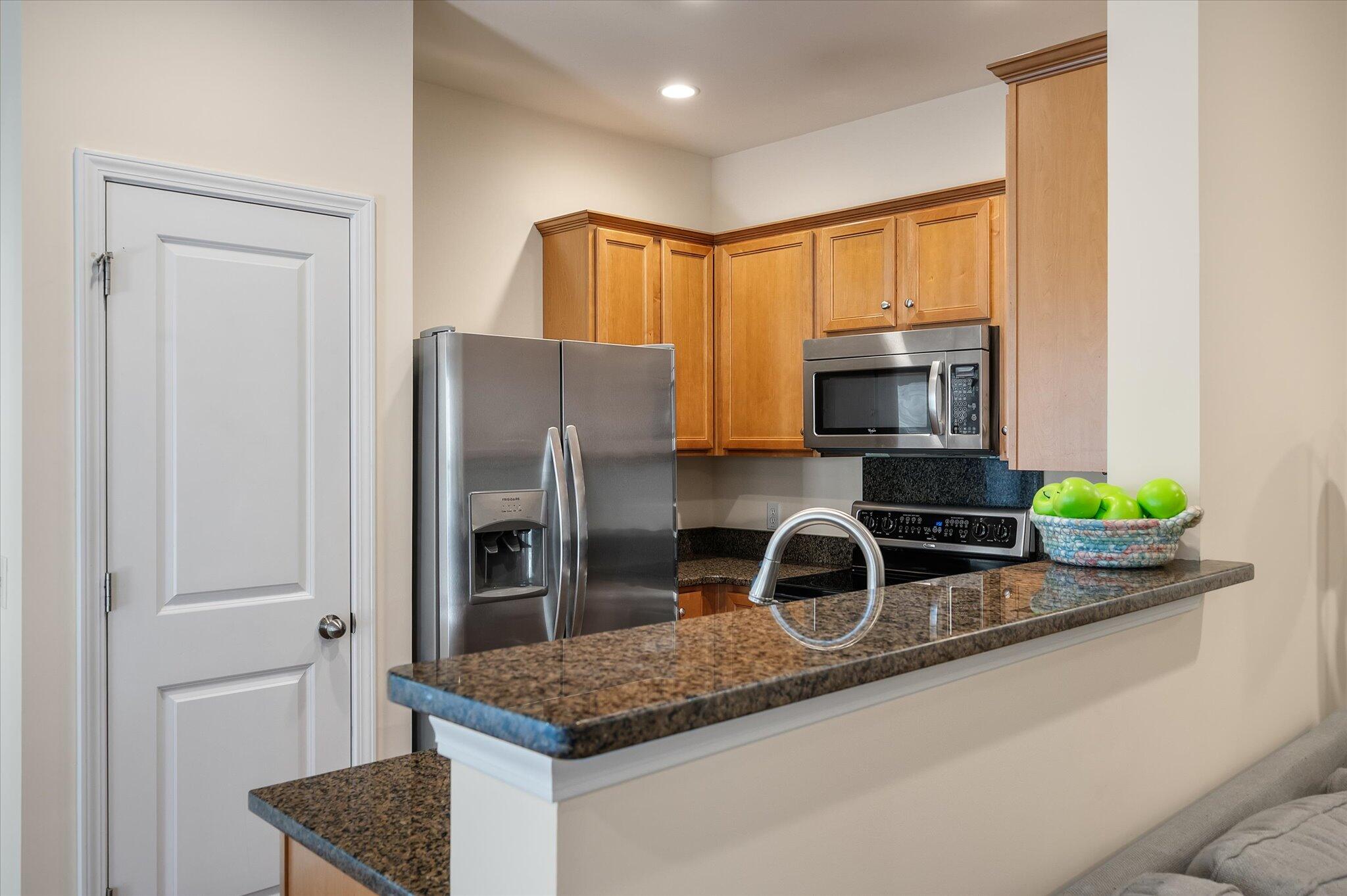 3308 Conservancy Lane Charleston, SC 29414 - Photo 13 of 42 25