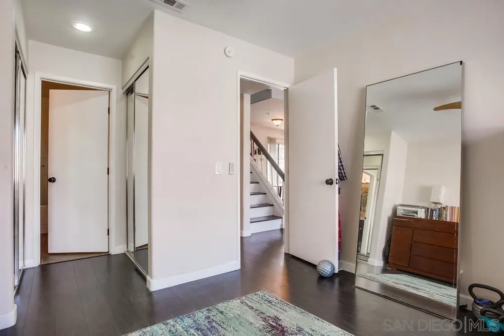 344 Riverview Way Oceanside, CA 92057 - Photo 27 of 41 a view of a hallway with interior of the house