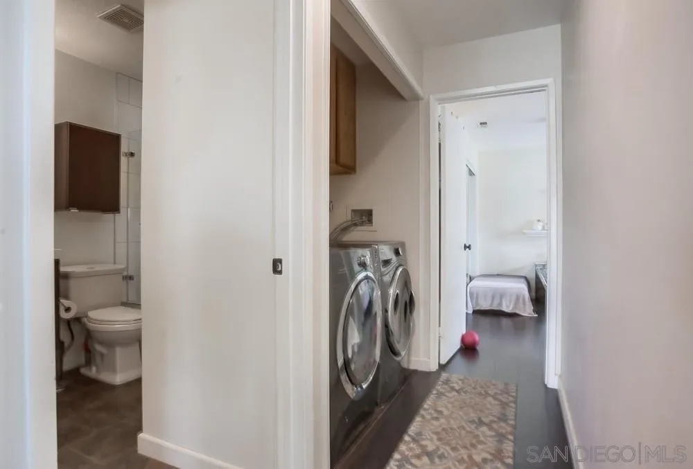 344 Riverview Way Oceanside, CA 92057 - Photo 31 of 41 a utility room with dryer and washer