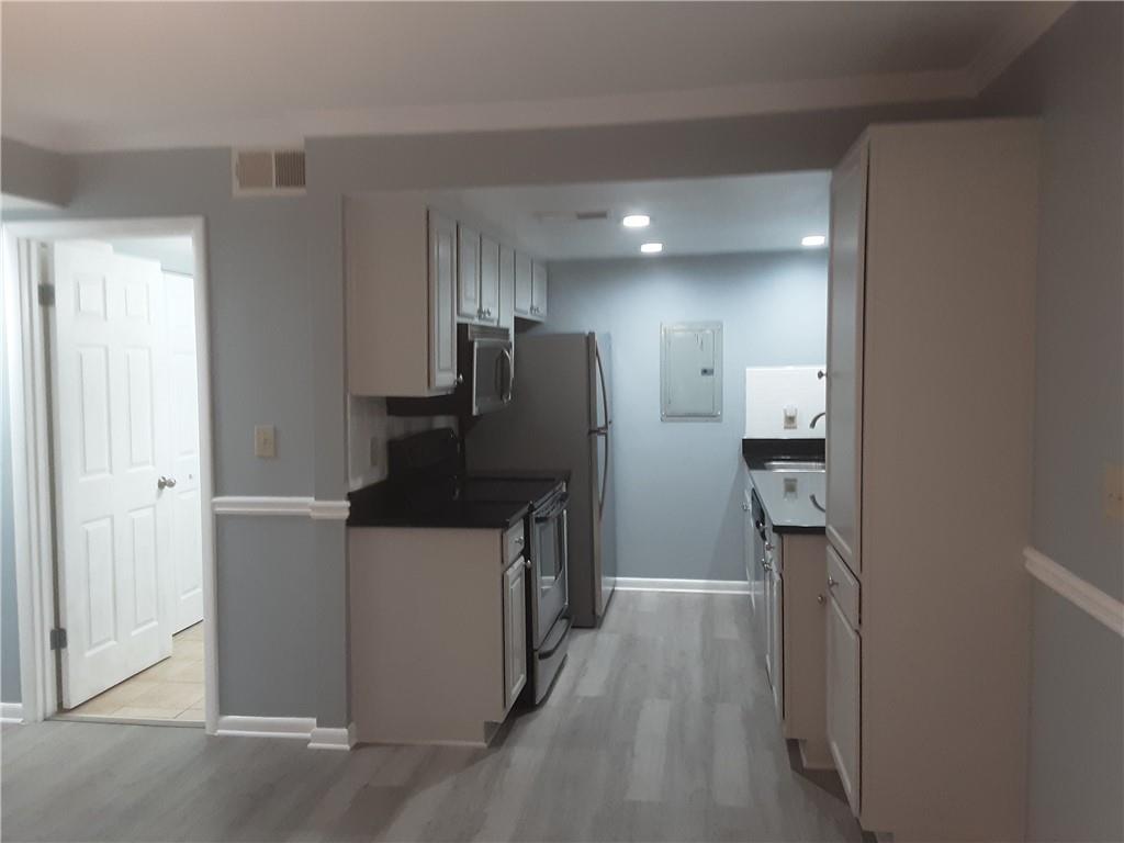 6900 Roswell Road, Unit O3 Atlanta, GA 30328 - Photo 3 of 22