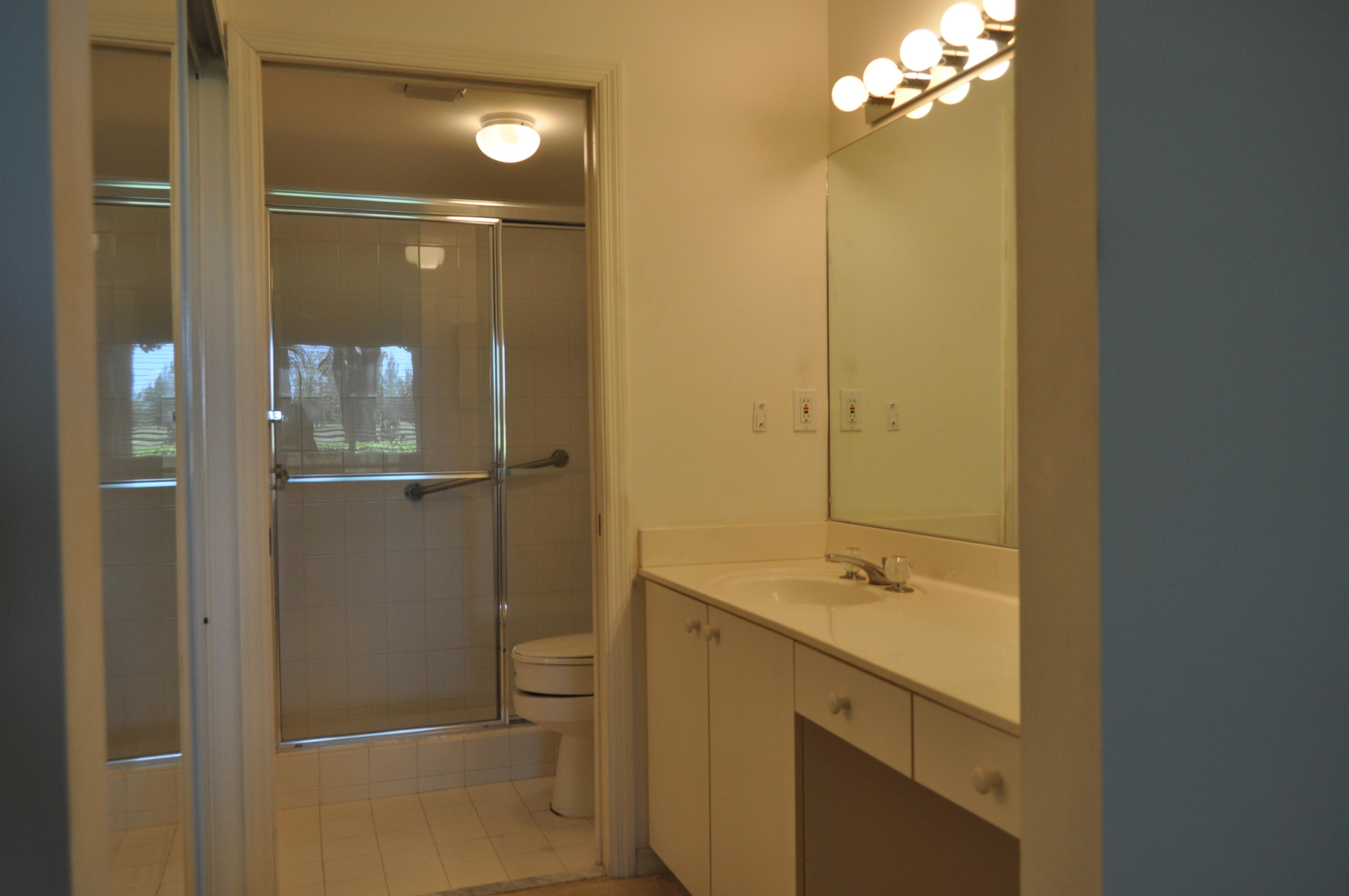 440 Northwest 67th Street, Unit H105 Boca Raton, FL 33487 - Photo 11 of 25 San de vance 025