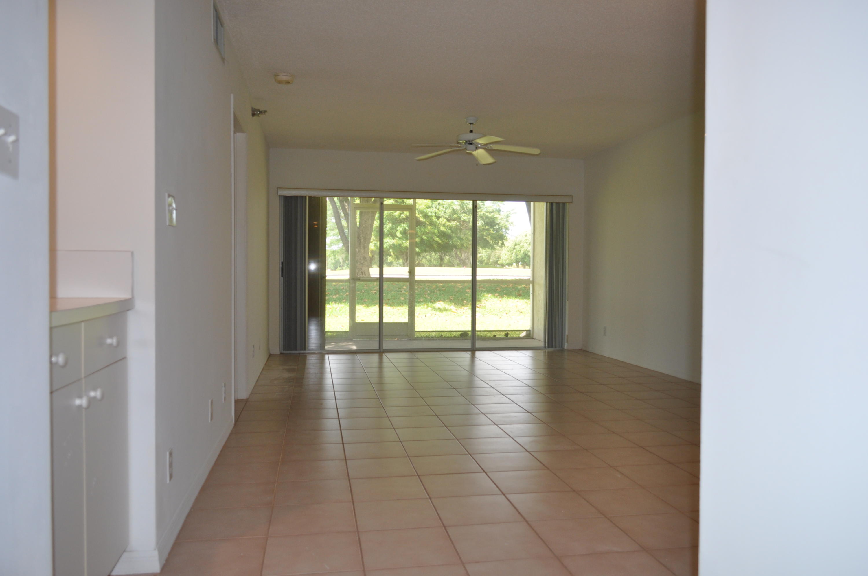 440 Northwest 67th Street, Unit H105 Boca Raton, FL 33487 - Photo 5 of 25 San de vance 020