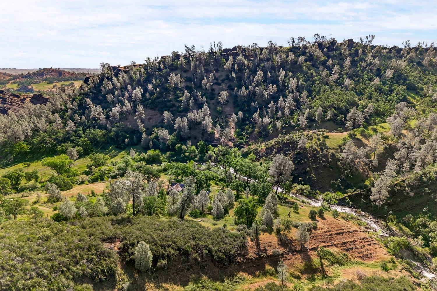 5595 Dream Valley Road Red Bluff, CA 96080 - Photo 21 of 22 a view of a city