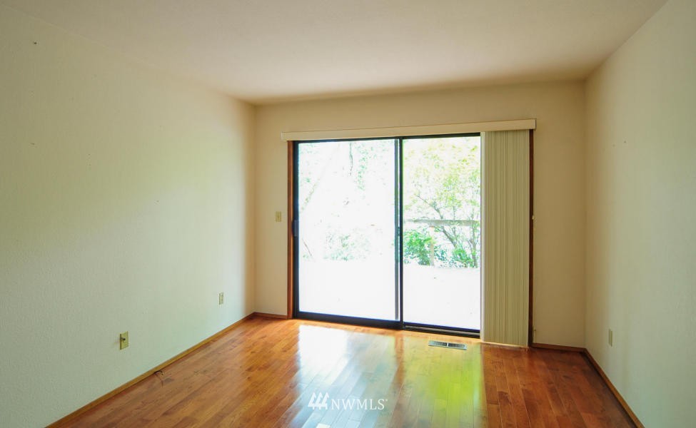 2992 Riviera Boulevard Malaga, WA 98828 - Photo 12 of 25 Gallery Image 12