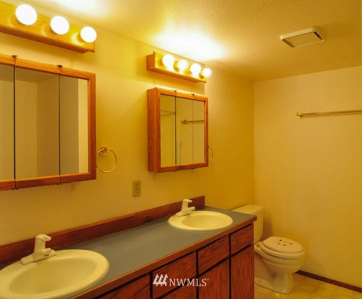 2992 Riviera Boulevard Malaga, WA 98828 - Photo 13 of 25 Gallery Image 13