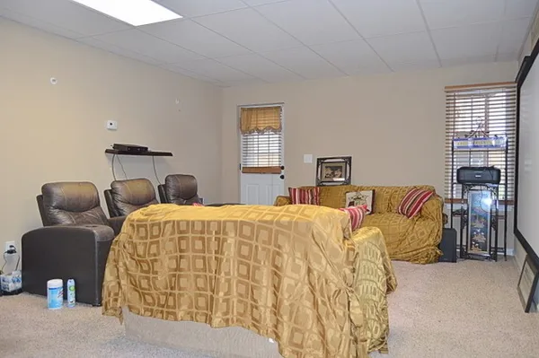 $2,000 | 2948 Brewster Drive, Clarksville, TN 37042