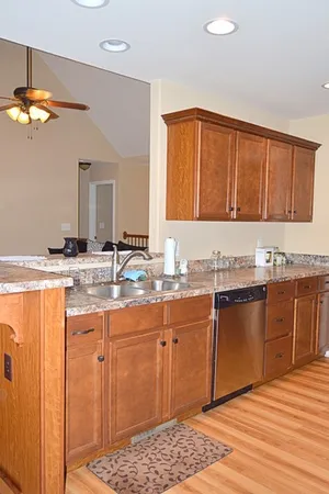 $2,000 | 2948 Brewster Drive, Clarksville, TN 37042