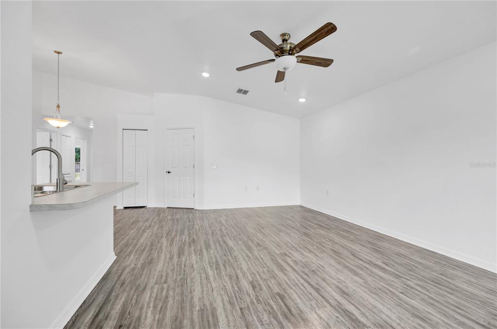 833 3rd Avenue Waverly, FL 33859 - Photo 6 of 35