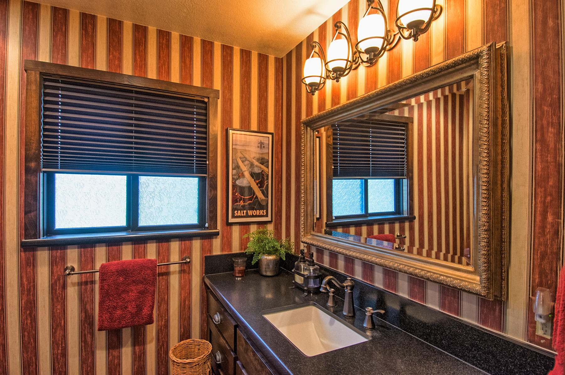 21495 Wilcox Road Red Bluff, CA 96080 - Photo 19 of 35 Guest Bathroom with Shower/Glass Door