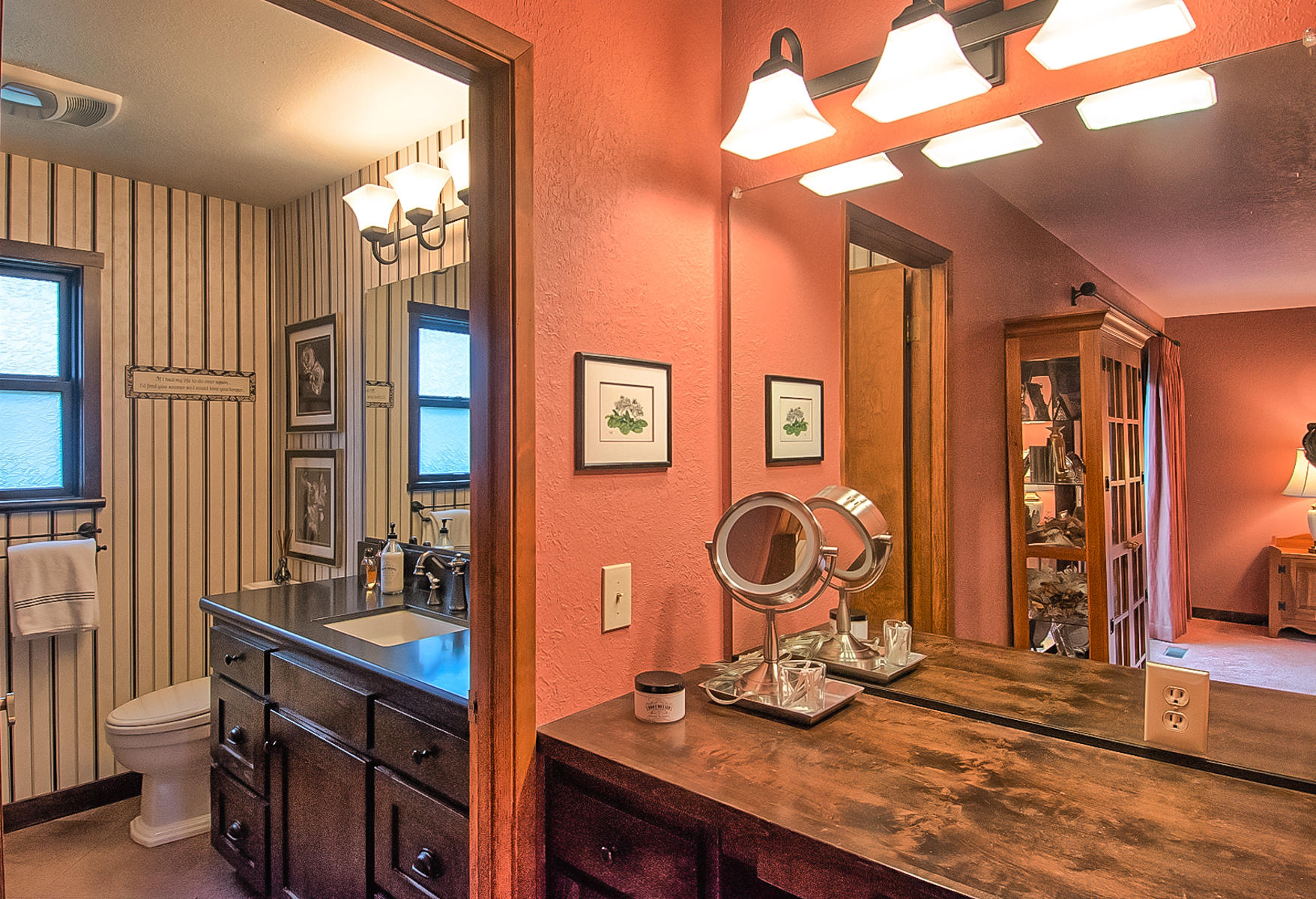 21495 Wilcox Road Red Bluff, CA 96080 - Photo 23 of 35 Master Bath w/ Separate Vanity