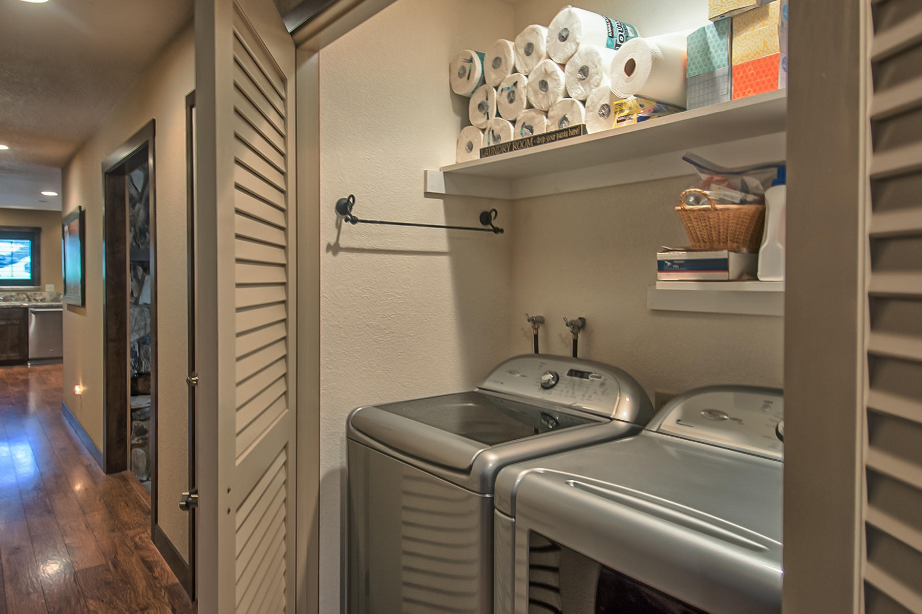 21495 Wilcox Road Red Bluff, CA 96080 - Photo 29 of 35 Compact Laundry Area