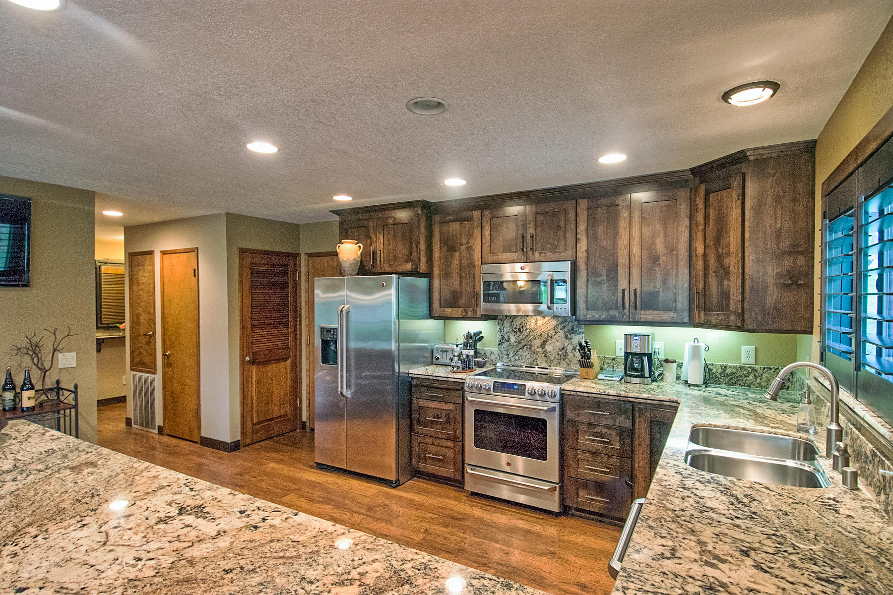 Stainless & Granite