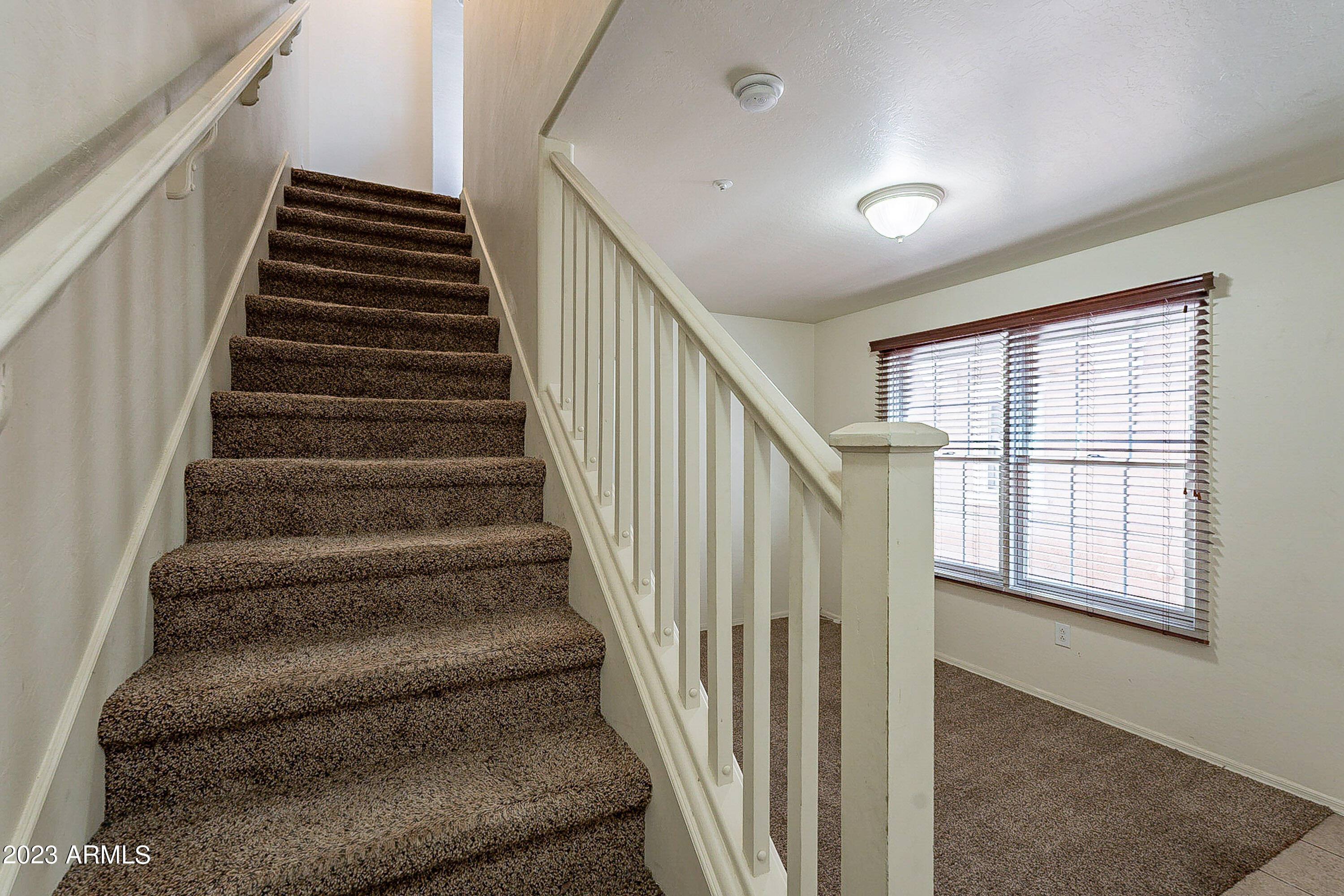 2622 South Alpine Drive Gilbert, AZ 85295 - Photo 15 of 99 .