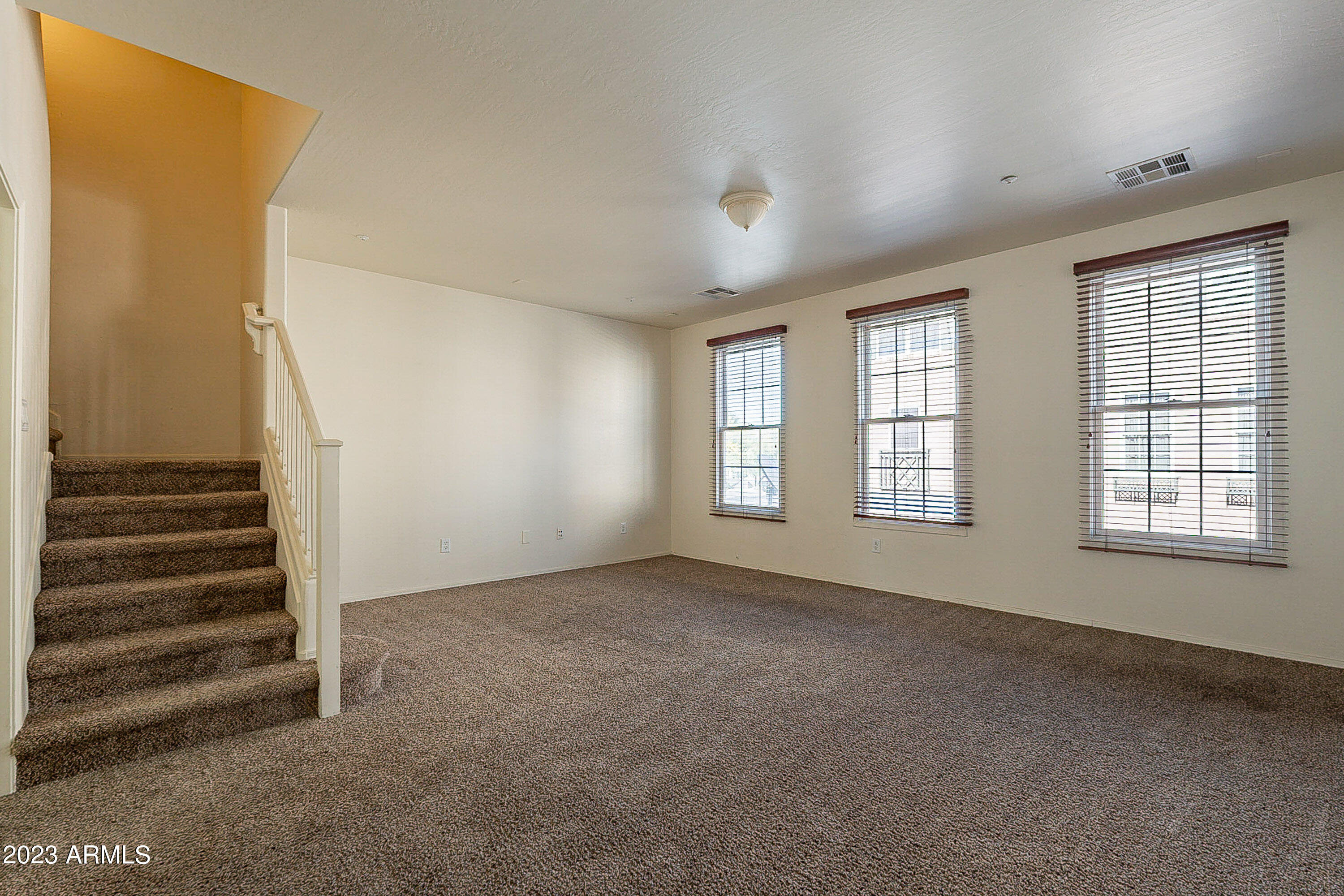 2622 South Alpine Drive Gilbert, AZ 85295 - Photo 33 of 99 .