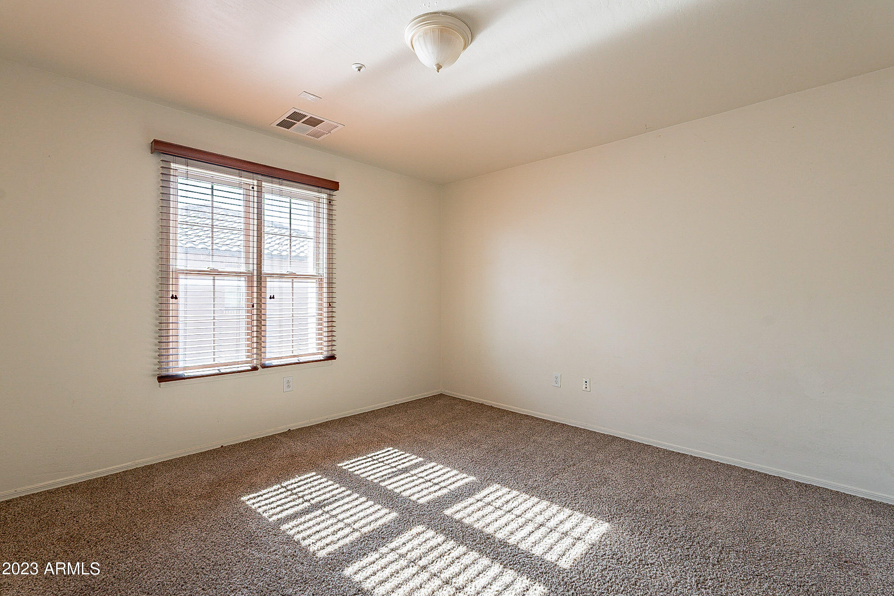 2622 South Alpine Drive Gilbert, AZ 85295 - Photo 45 of 99 .
