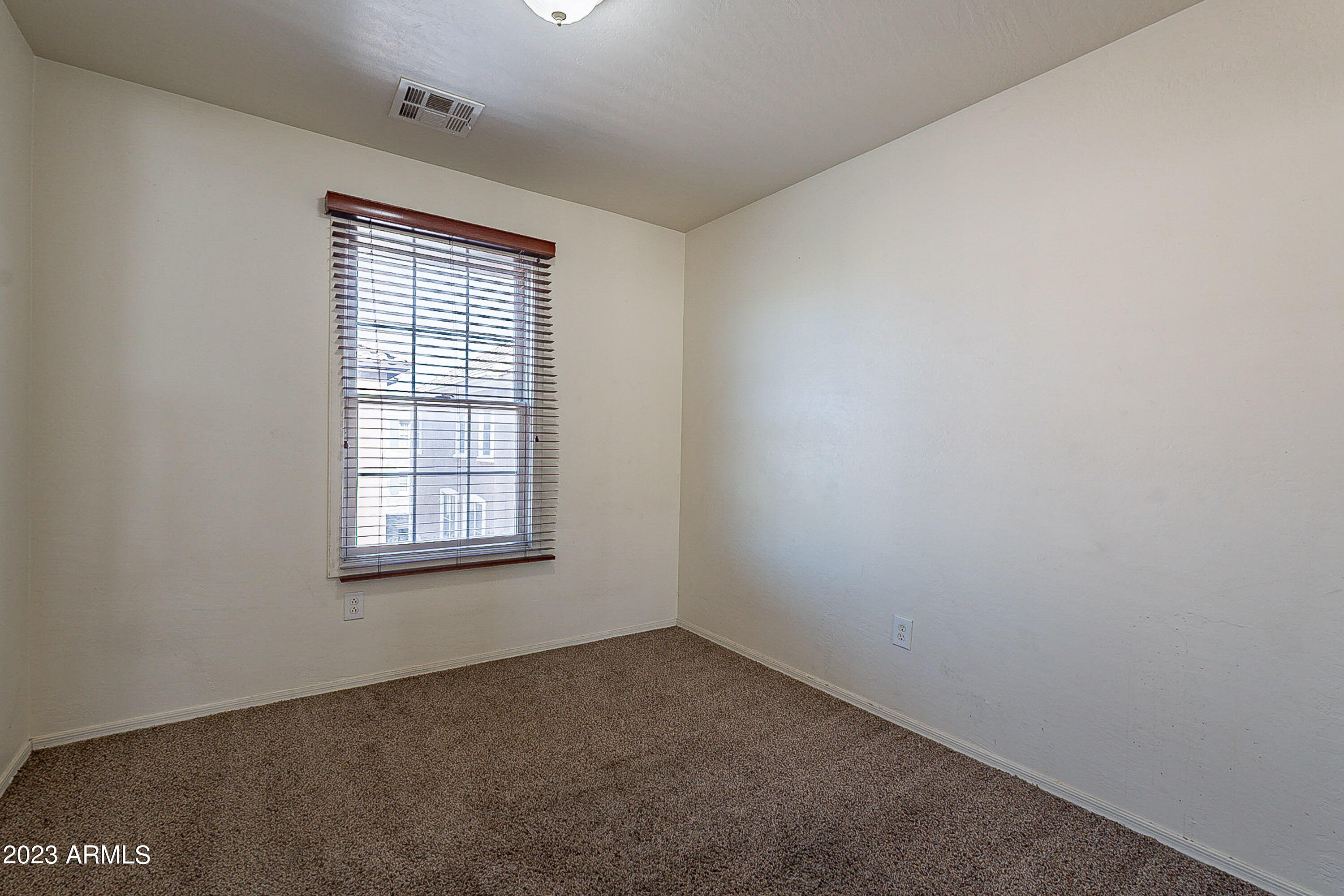 2622 South Alpine Drive Gilbert, AZ 85295 - Photo 49 of 99 .
