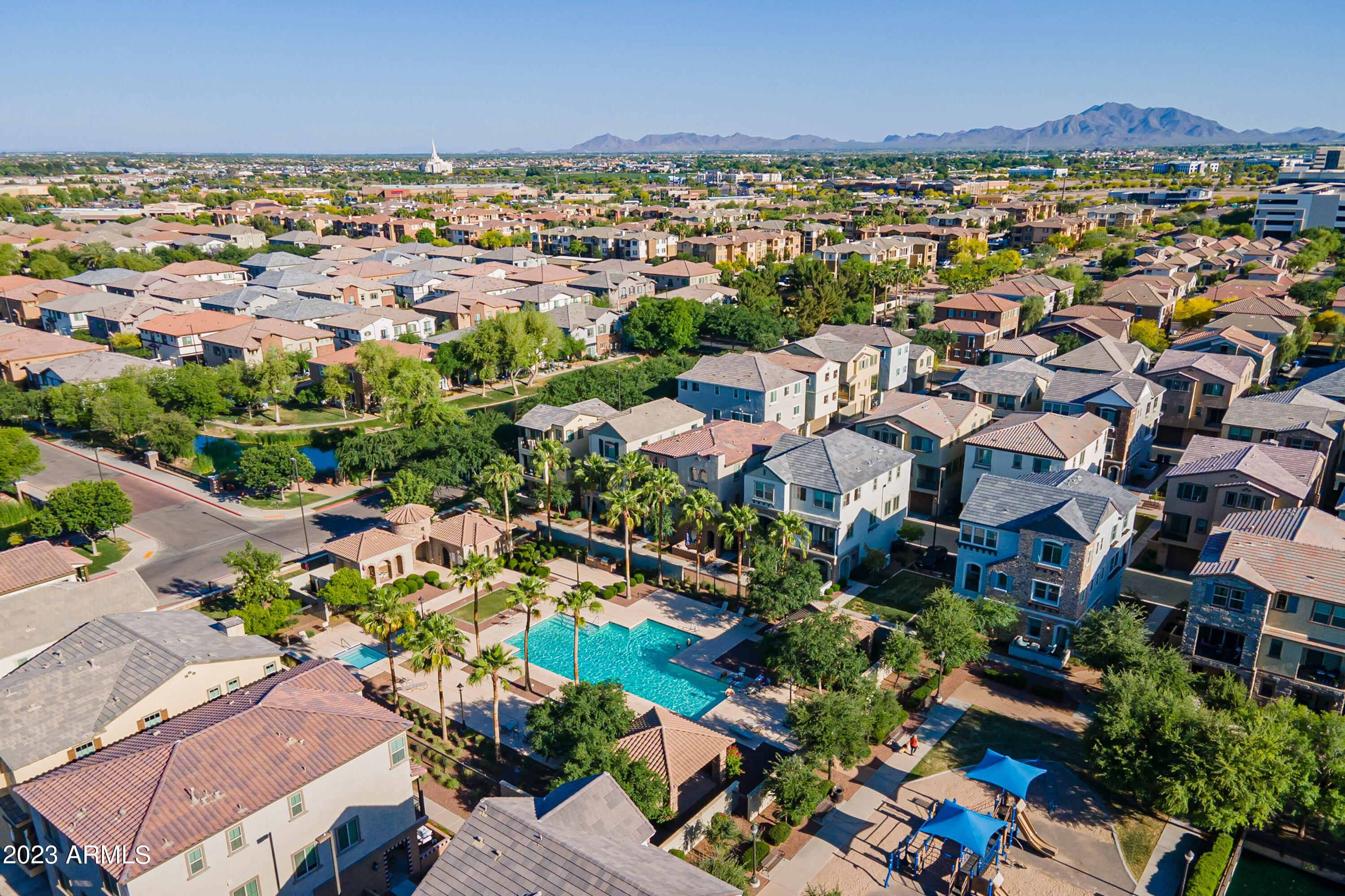 2622 South Alpine Drive Gilbert, AZ 85295 - Photo 60 of 99 .