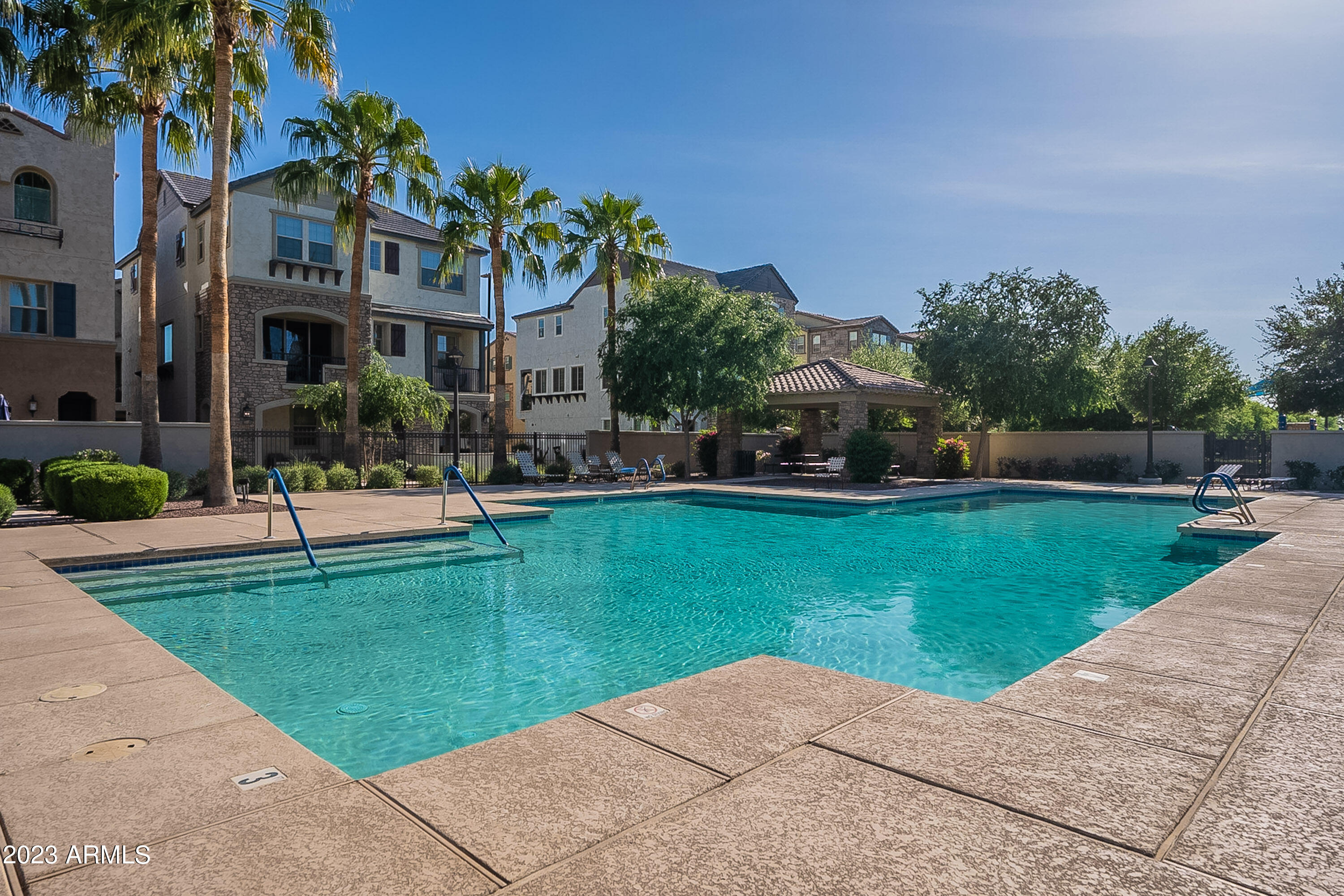 2622 South Alpine Drive Gilbert, AZ 85295 - Photo 81 of 99 .