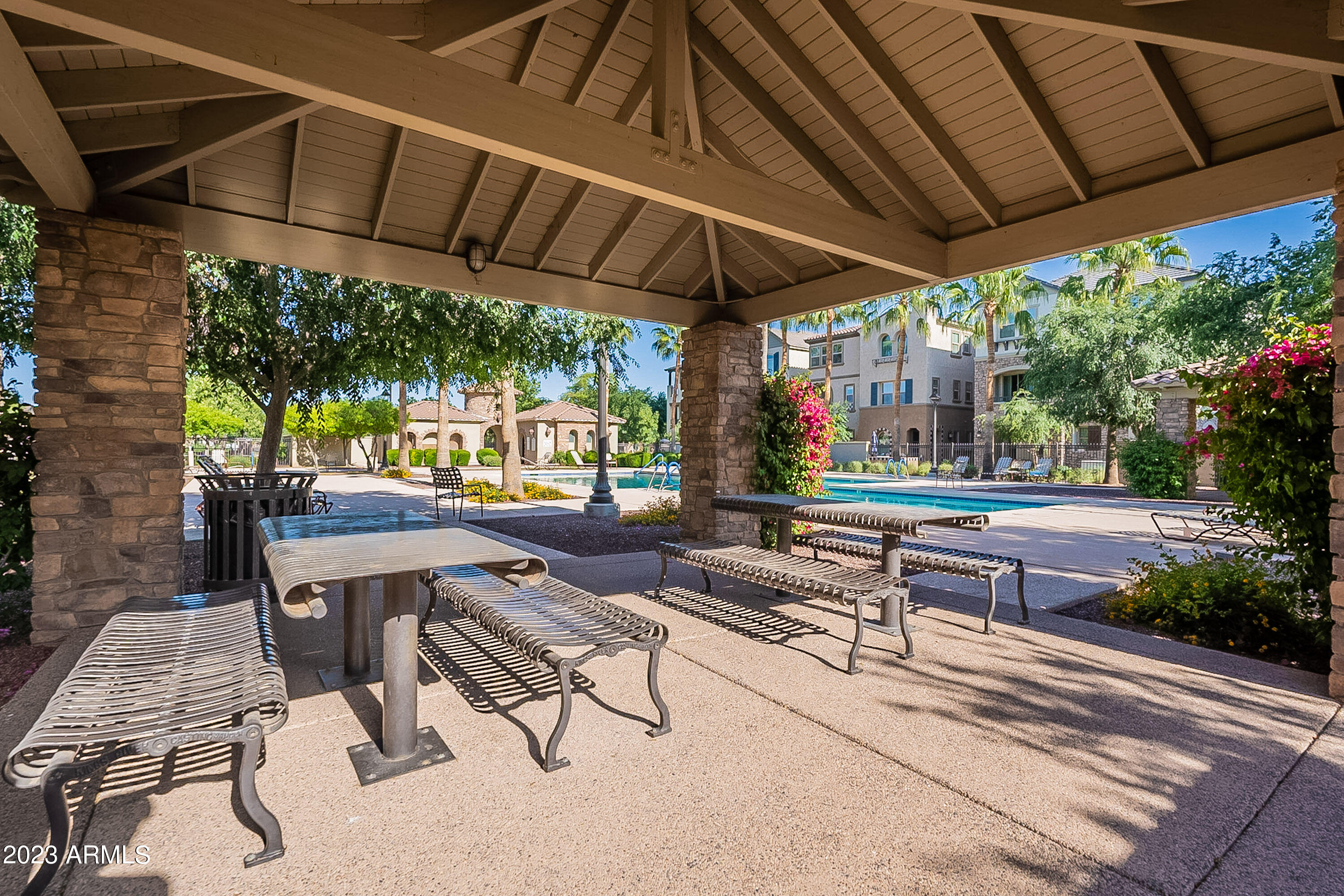 2622 South Alpine Drive Gilbert, AZ 85295 - Photo 83 of 99 .