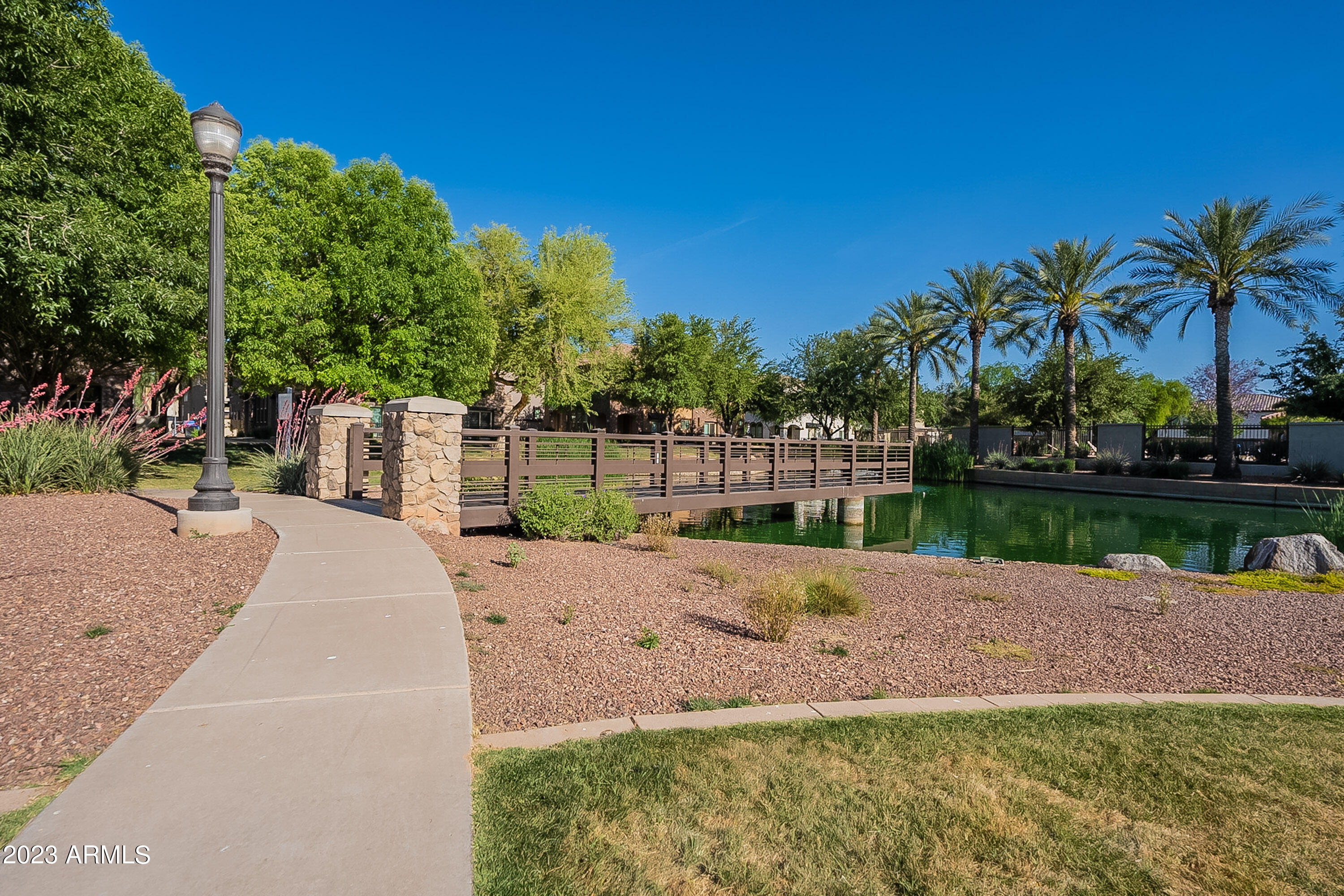 2622 South Alpine Drive Gilbert, AZ 85295 - Photo 88 of 99 .
