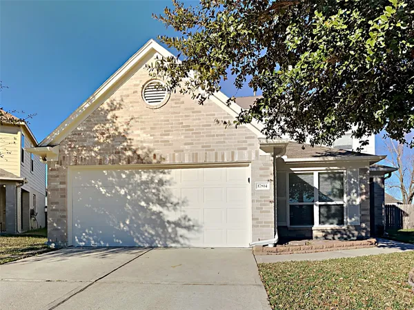 $300,000 | 17814 Deep Shade Court, Humble, TX 77346