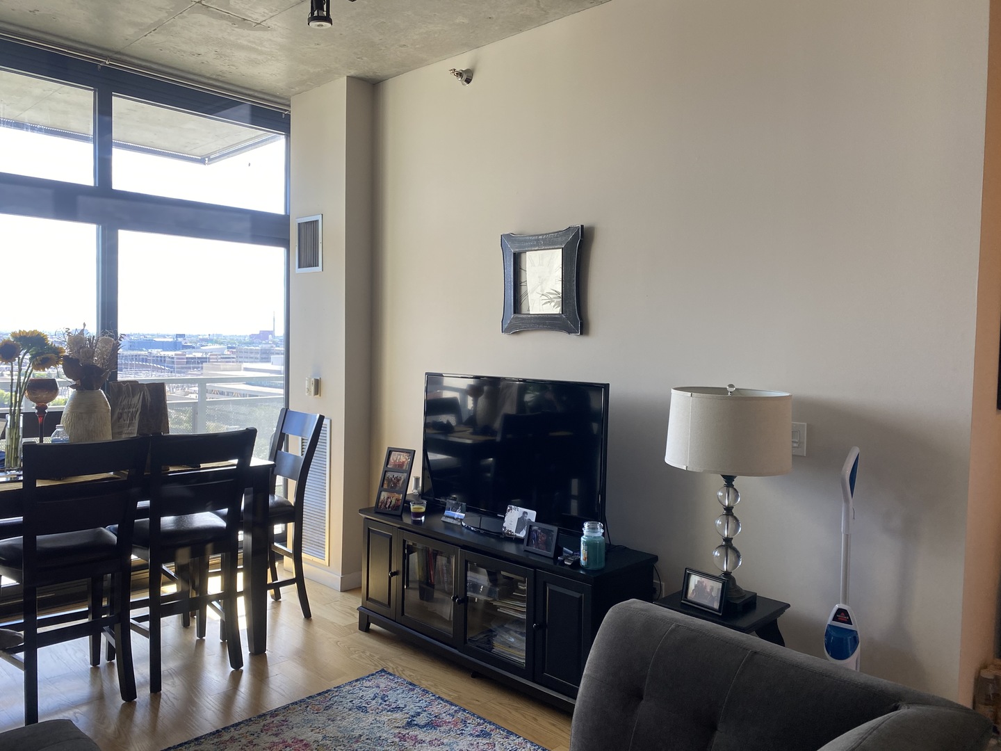 235 West Van Buren Street, Unit 1603 Chicago, IL 60607 - Photo 4 of 33