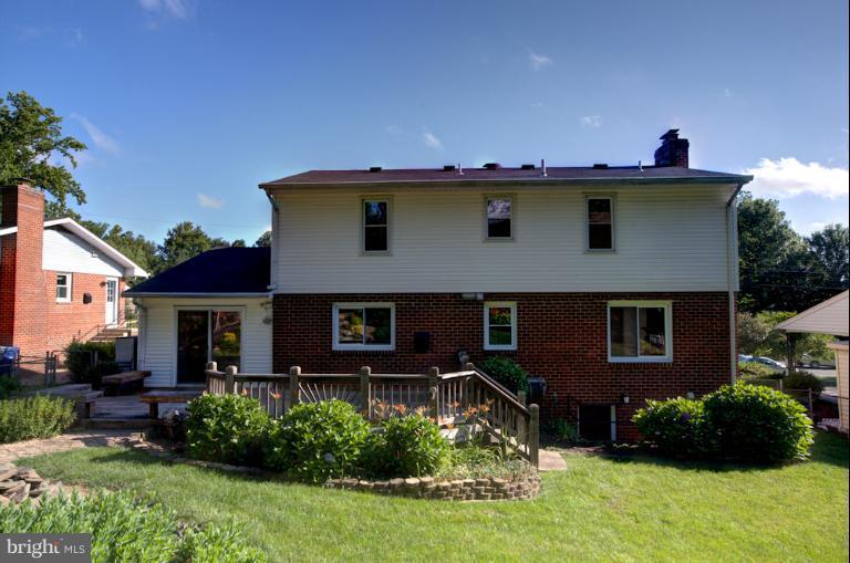 3826 Gallows Road Annandale, VA 22003 - Photo 14 of 30 Exterior (Rear)