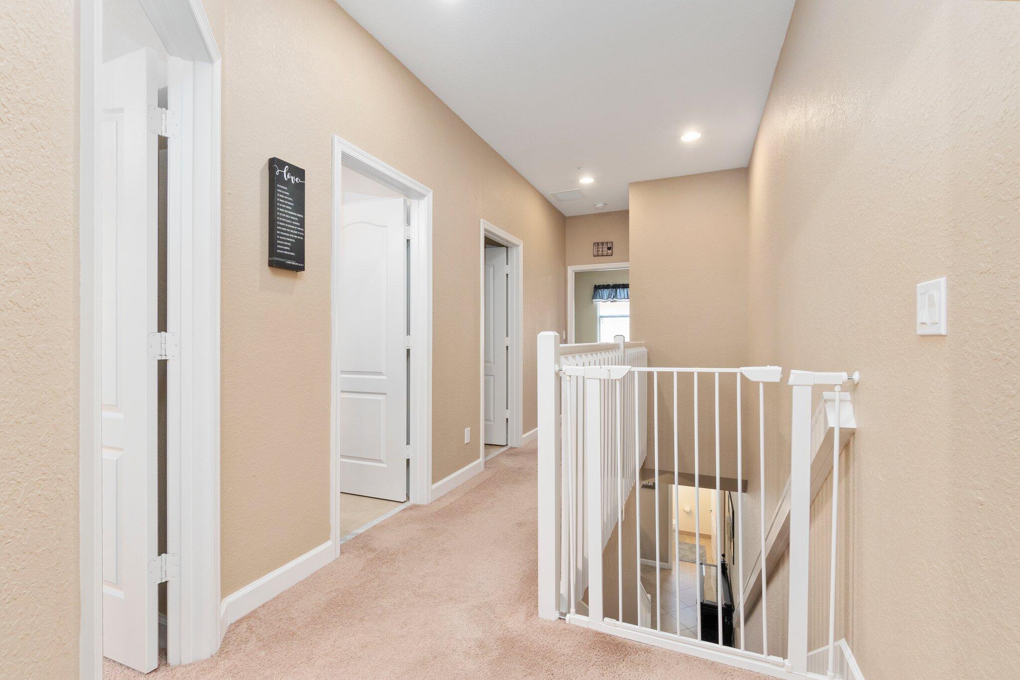 9480 Southwest Merlin Court Stuart, FL 34997 - Photo 16 of 23 26-web-or-mls-DSC08010