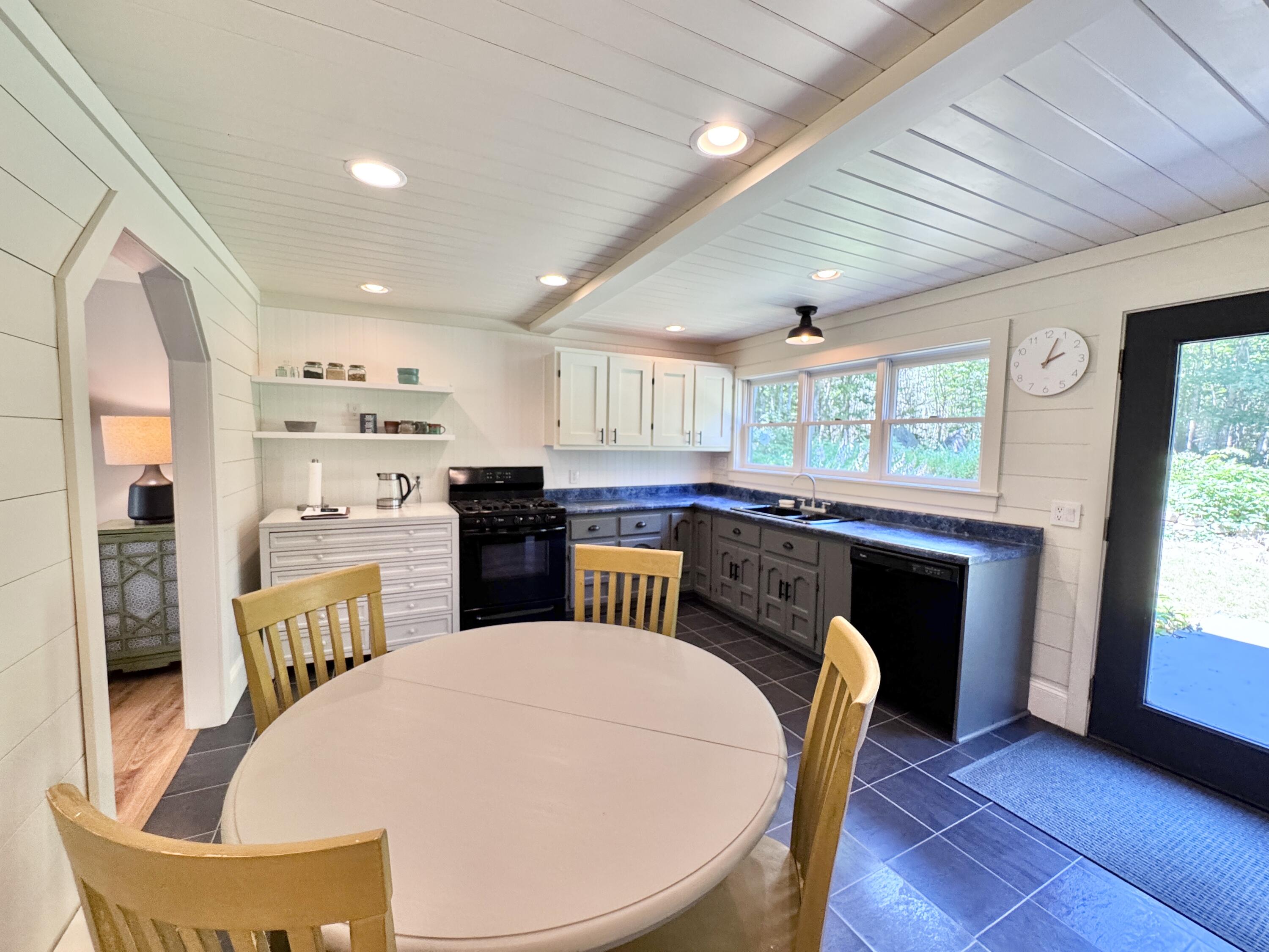 22 White Orchard Road Frankfort, ME 04438 - Photo 9 of 51 20250721_180402716_iOS