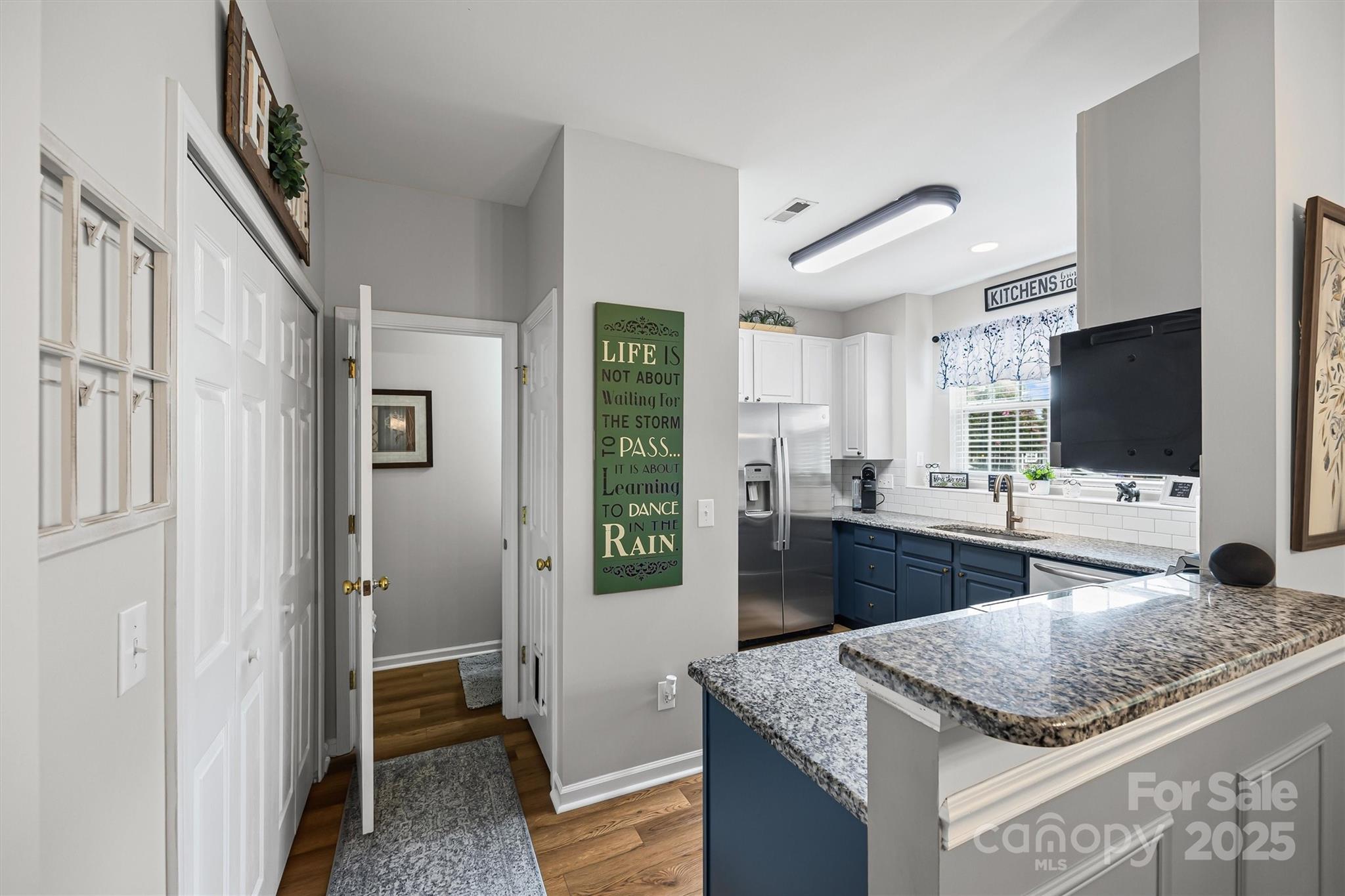 316 Tinder Box Lane Fort Mill, SC 29708 - Photo 8 of 28 a kitchen with stainless steel appliances granite countertop a sink and a granite counter tops