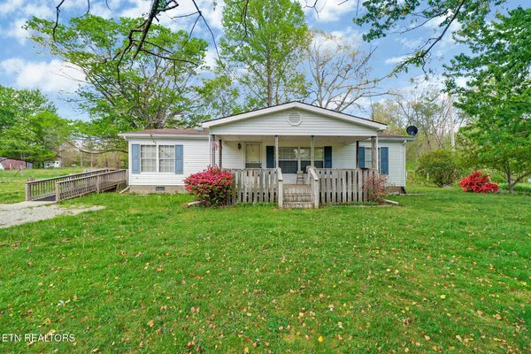 $299,900 | 1243 Franklin Loop, Clarkrange, TN 38553