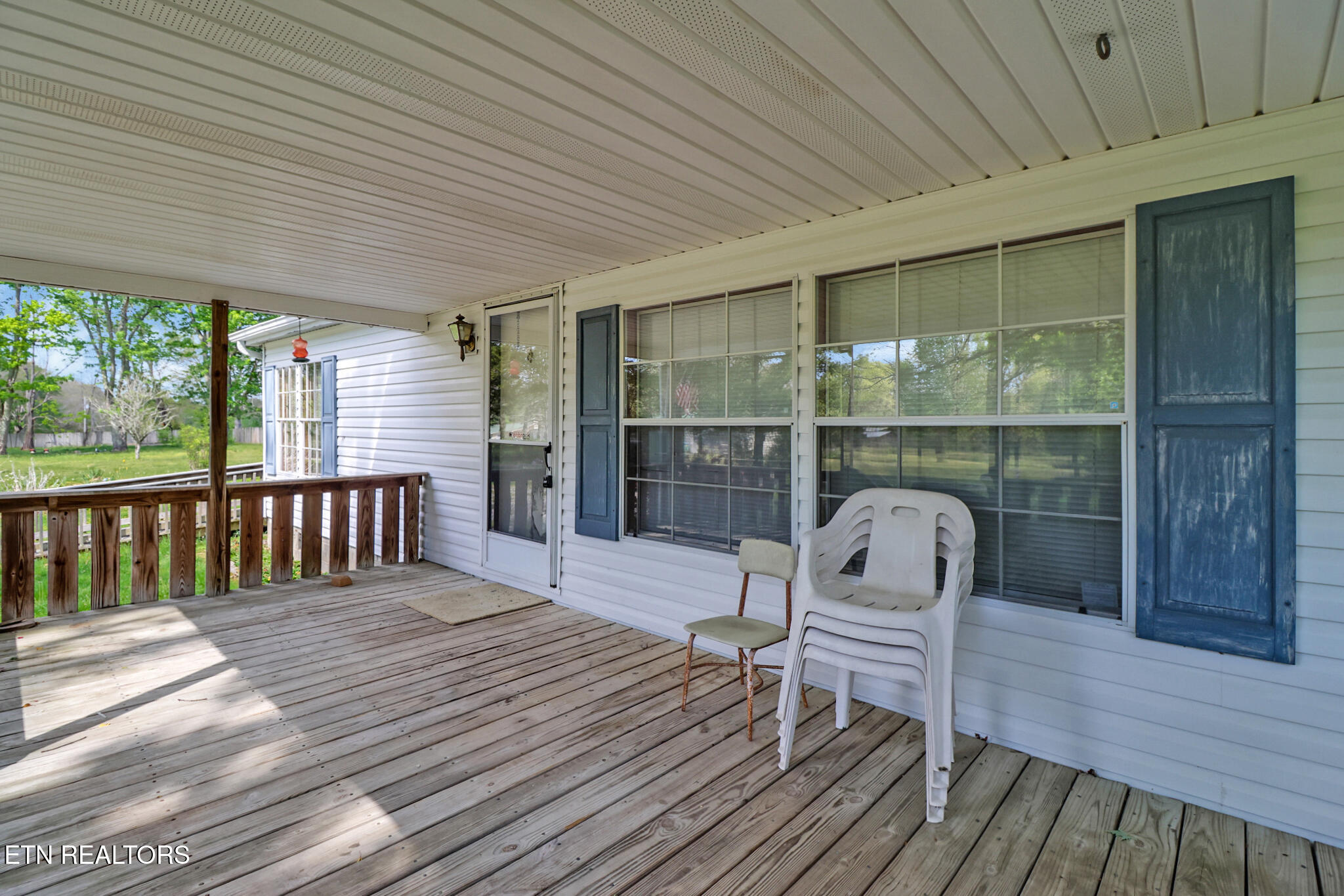 1243 Franklin Loop Clarkrange, TN 38553 - Photo 5 of 46 if1a8770-if1a8774