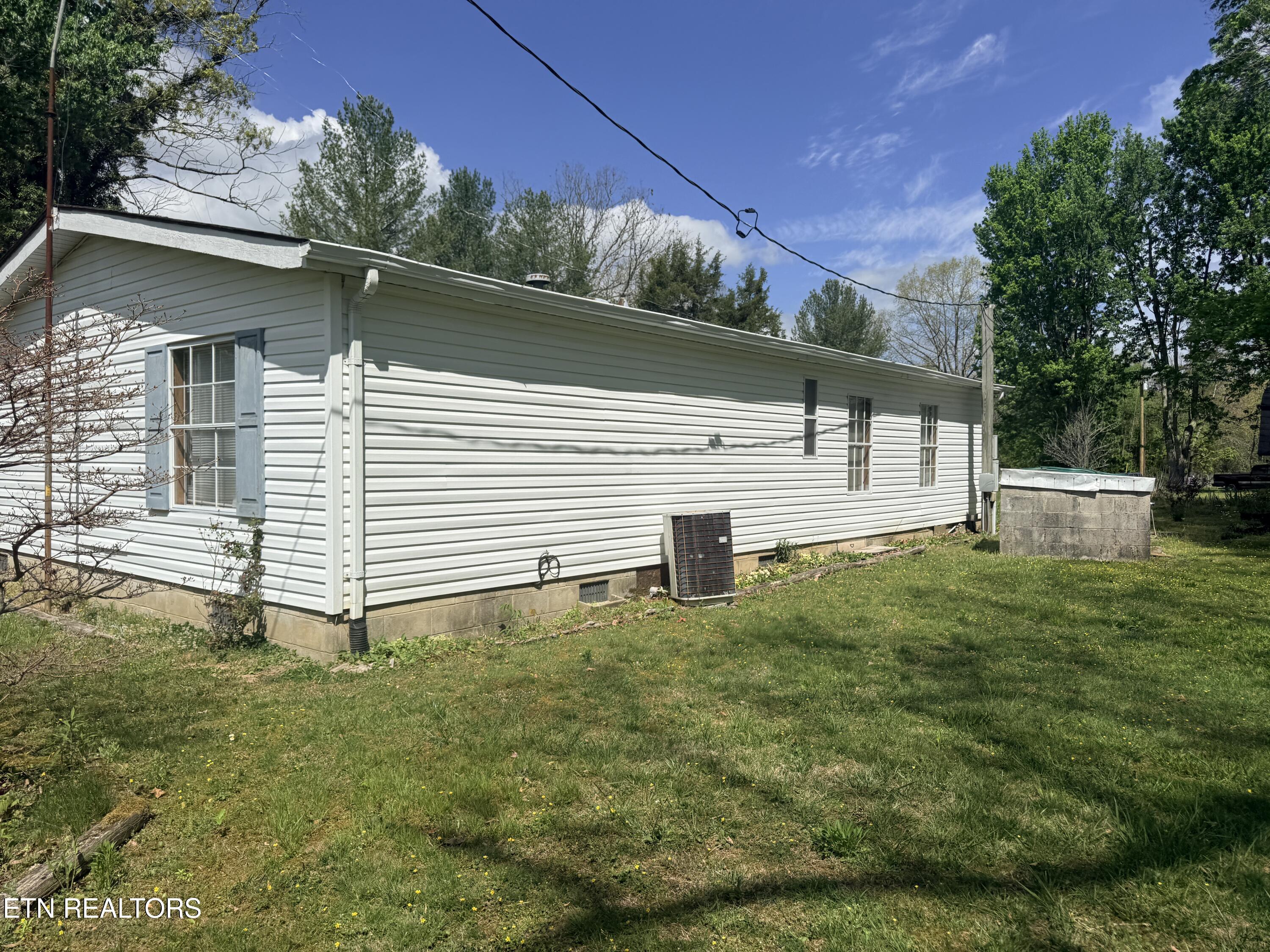 1243 Franklin Loop Clarkrange, TN 38553 - Photo 9 of 18 IMG_3554