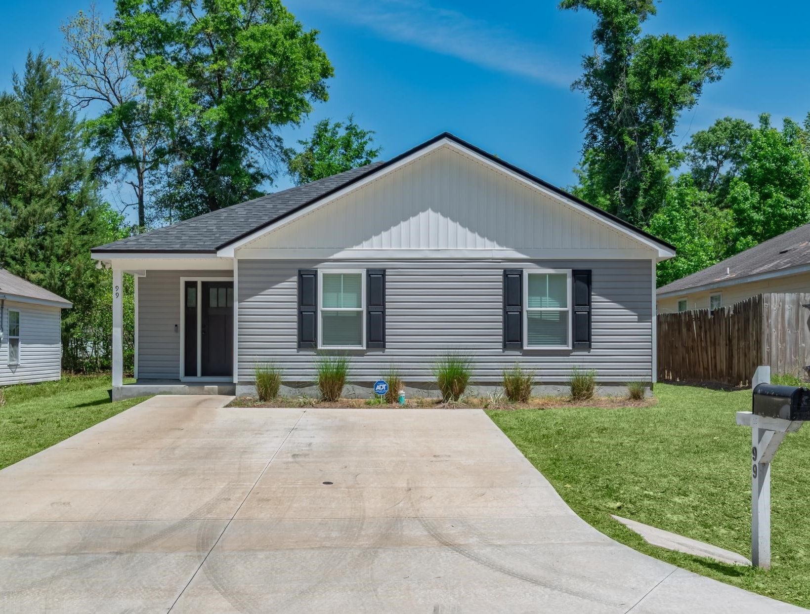 99 Black Foot Road Crawfordville, FL 32327 - Photo 1 of 30