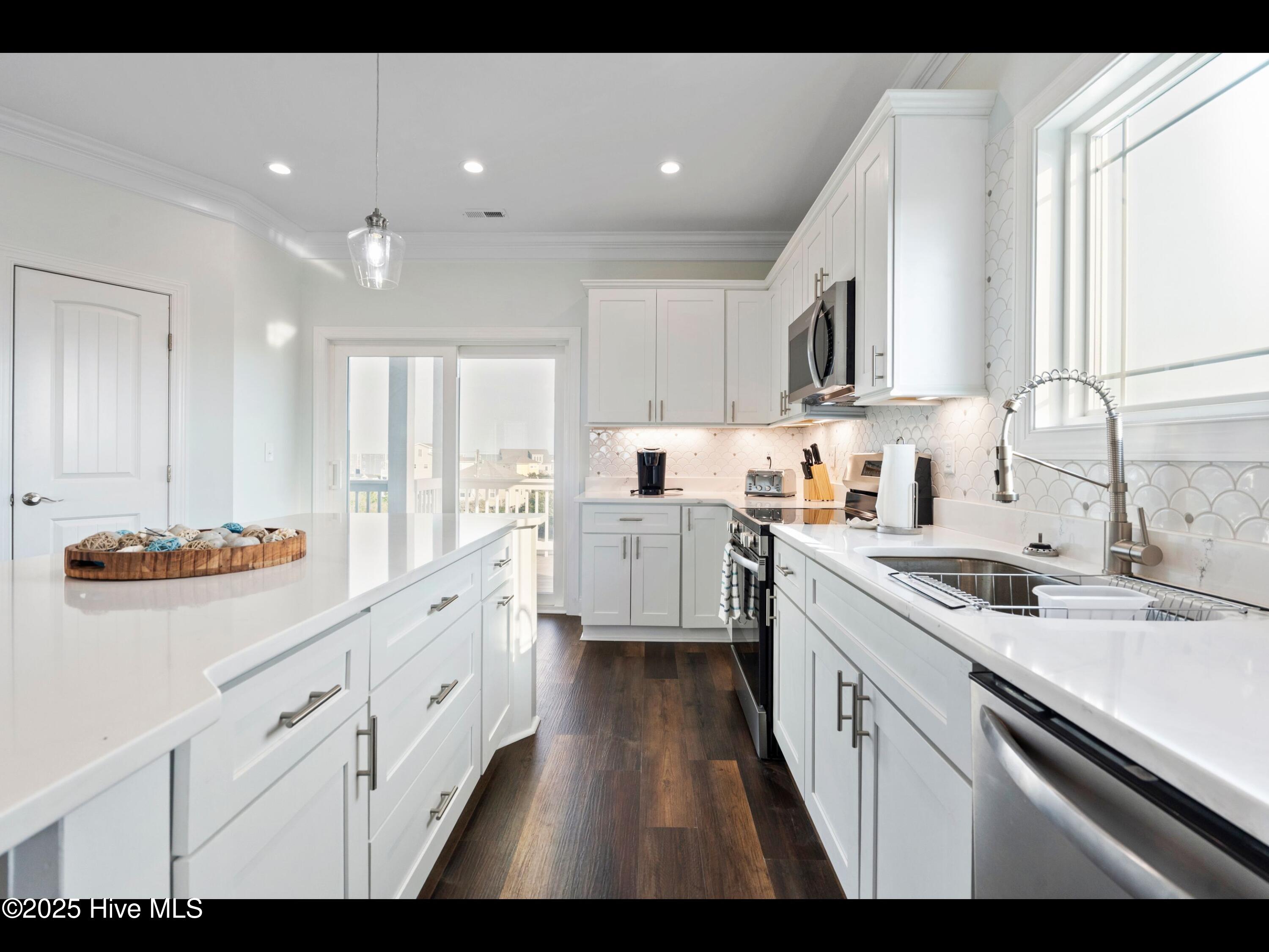 2083 New River Inlet Road, Unit A North Topsail Beach, NC 28460 - Photo 13 of 46 mls-DSC02329
